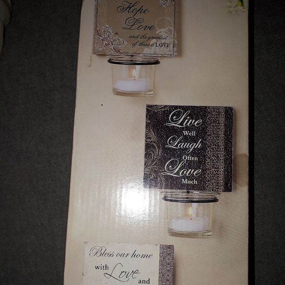 New in box - 3 Wall Sconce Set - Picture 6 of 6